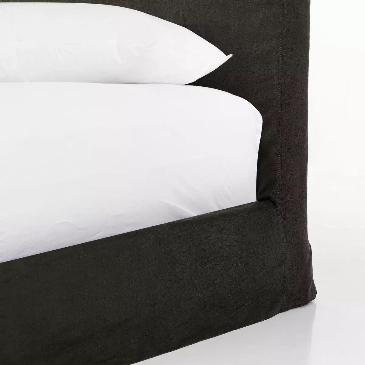 Hollis Slipcover Bed