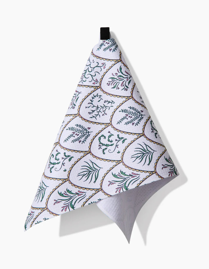 Floral Scallops Bar Towel