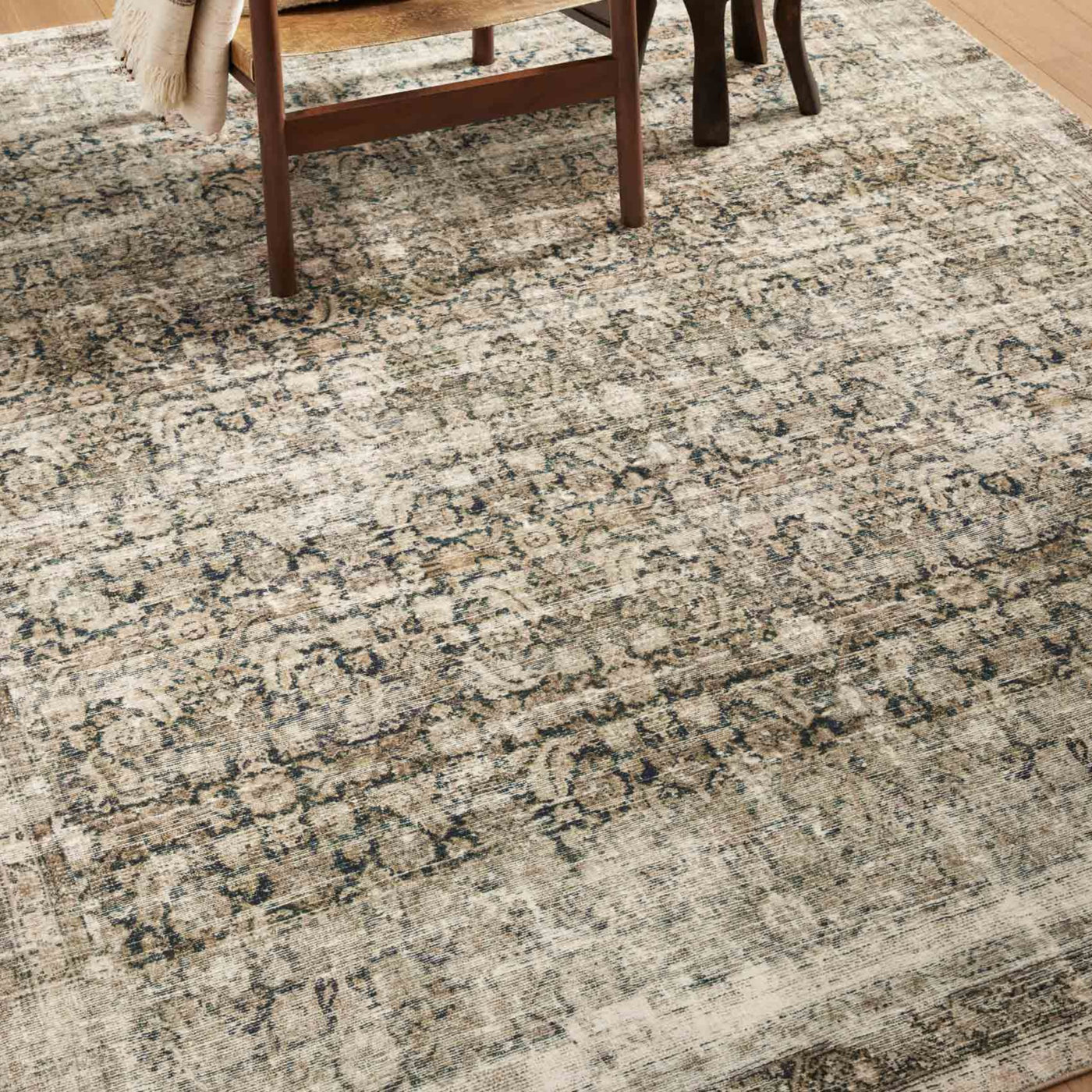 Sophia Navy / Sand Rug