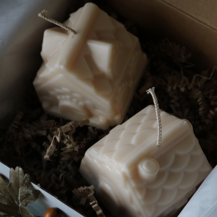 Gingerbread House Candle