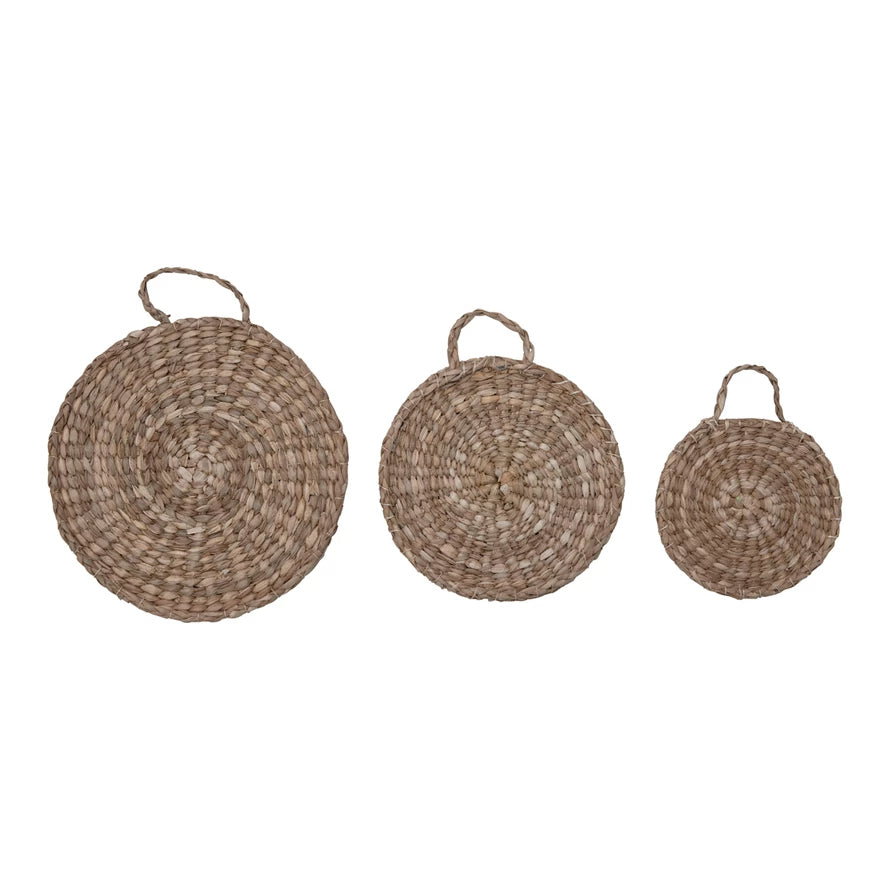 Hand-Woven Bankuan Trivets with Handles