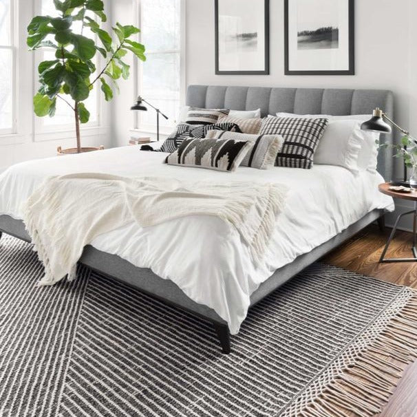 Magnolia Home By Joanna Gaines × Loloi Newton - NET-01 Charcoal / Ivory Rug