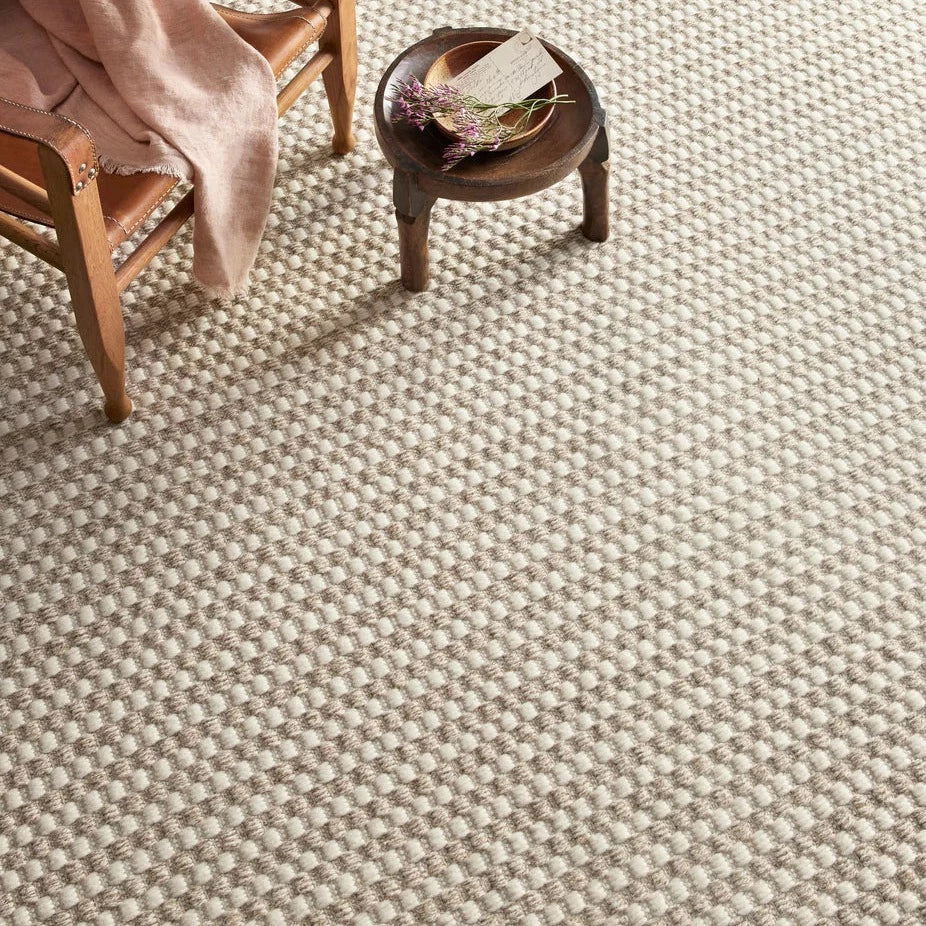 Northern Ivory / Natural Rug