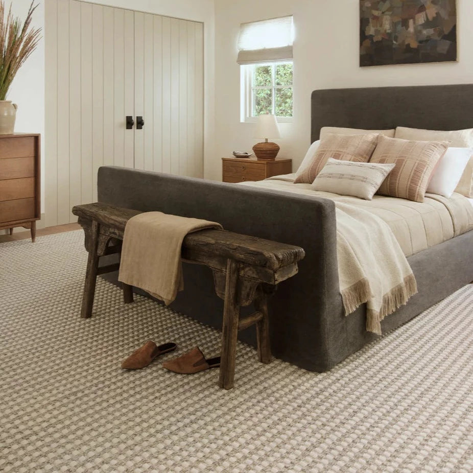Northern Ivory / Natural Rug