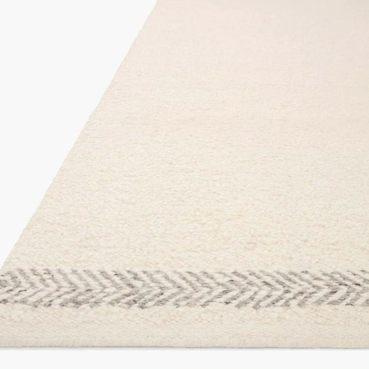 Reyla - RLA-01 Ivory / Silver Rug